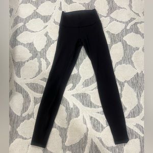 28” Wunder Under. Some pilling in crotch area. Clean smoke-free home